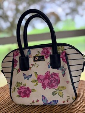 LUV Betsey by Betsey Johnson Butterfly Satchel Purse FAIR CONDITION PLEASE READ